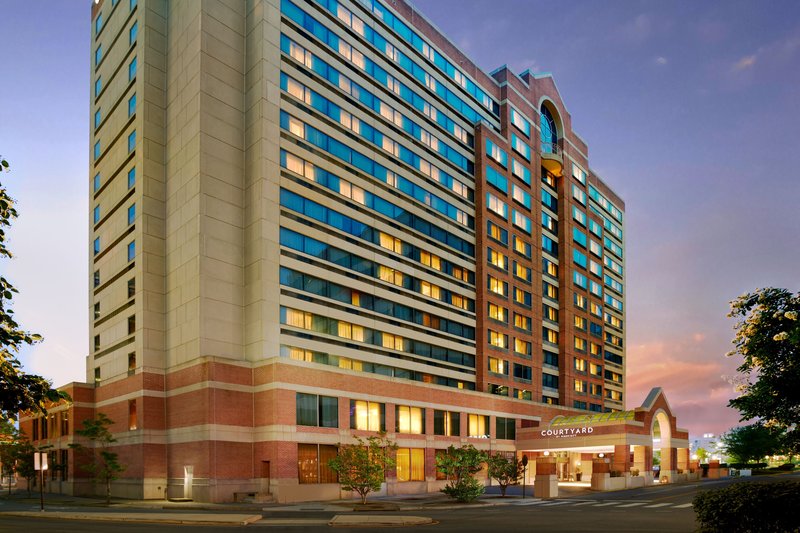 Courtyard By Marriott Arlington Crystal City/Reagan National,Arlington County>>Arlington,3.5 star