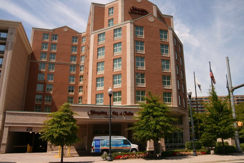 hampton inn and suites arlington crystal city dca
