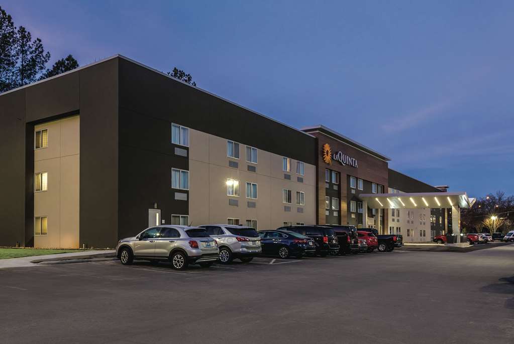 La Quinta Inn Atlanta Buckhead,Buckhead>>Atlanta,3 star