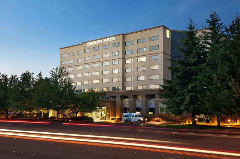 embassy suites by hilton seattle tacoma international airport