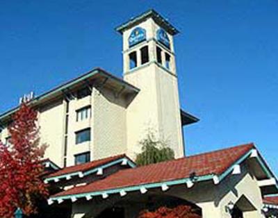 la quinta inn and suites by wyndham seattle sea tac airport