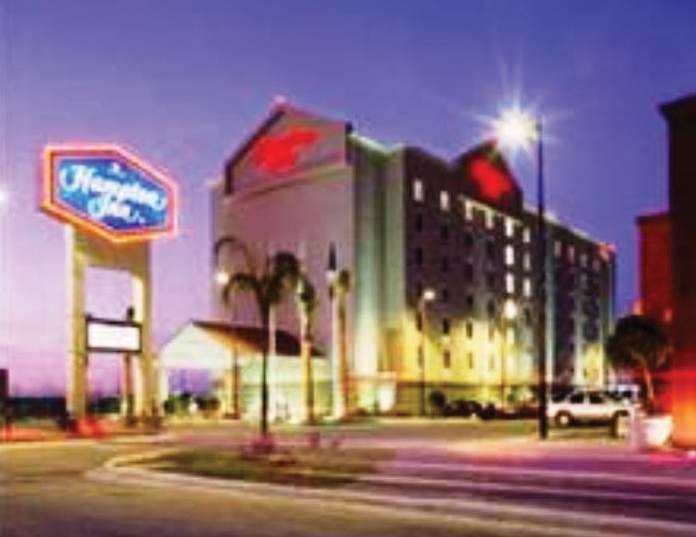 hampton inn by hilton torreon airport galerias