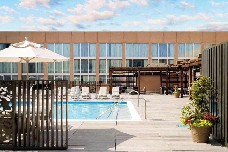 hilton washington dc national mall the wharf