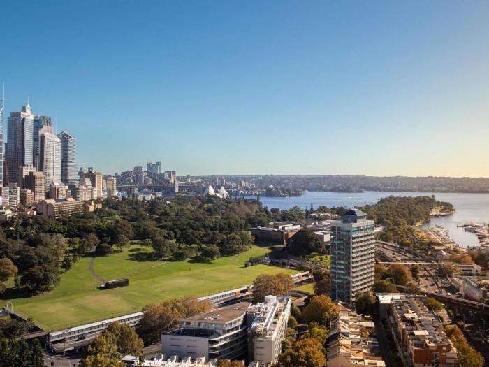 The Sydney Boulevard Hotel,,4 star