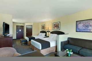 Oxford Suites Spokane Valley