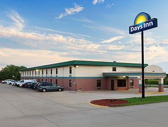 days inn by wyndham park city kansas