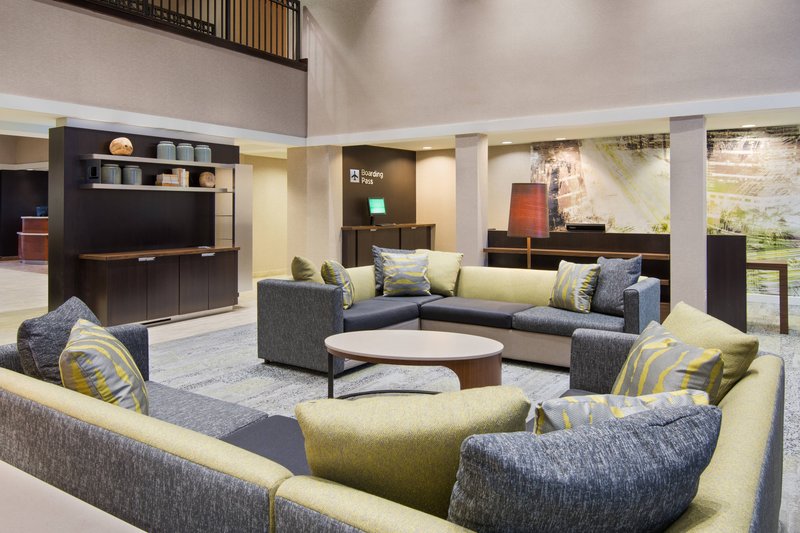Courtyard By Marriott Springfield Airport