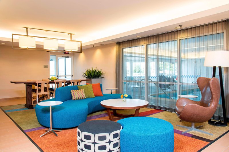 Fairfield Inn & Suites By Marriott Bloomington,Indiana>>Bloomington,2.5 star
