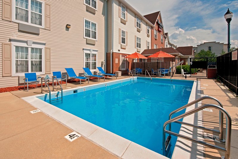 Towneplace Suites By Marriott Bloomington