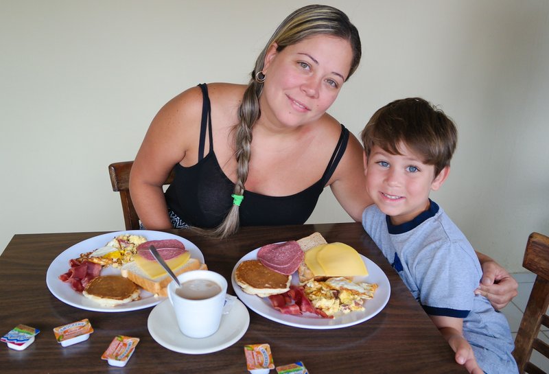 Coconut Inn,Eagle Beach>>Aruba,2.5 star