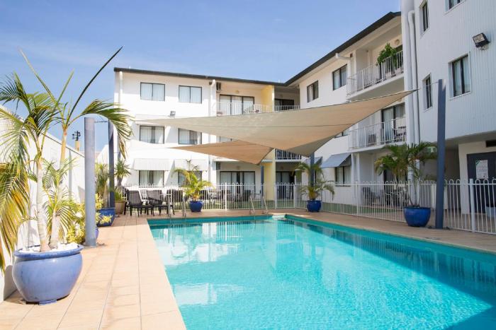 metro advance apartments and hotel darwin