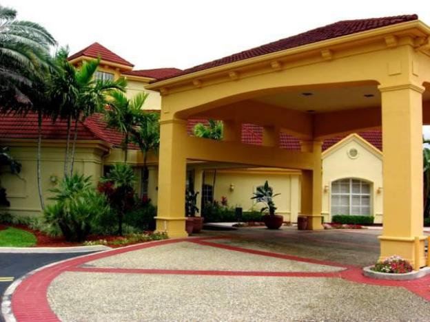 La Quinta Inn & Suites By Wyndham Ft. Lauderdale Plantation