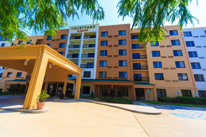 Courtyard By Marriott New Orleans Metairie,Jefferson>>Elmwood,3 star