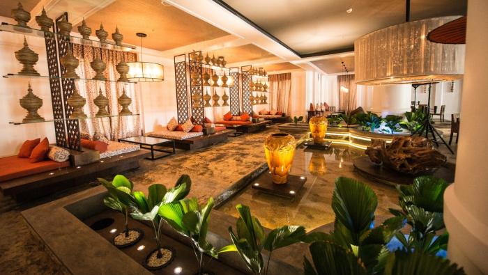 rose garden hotel