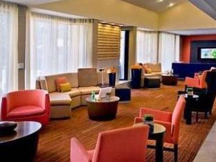 courtyard by marriott newark liberty international airport