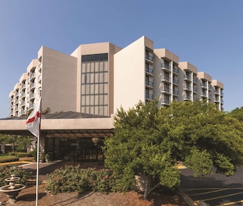 embassy suites hotel birmingham