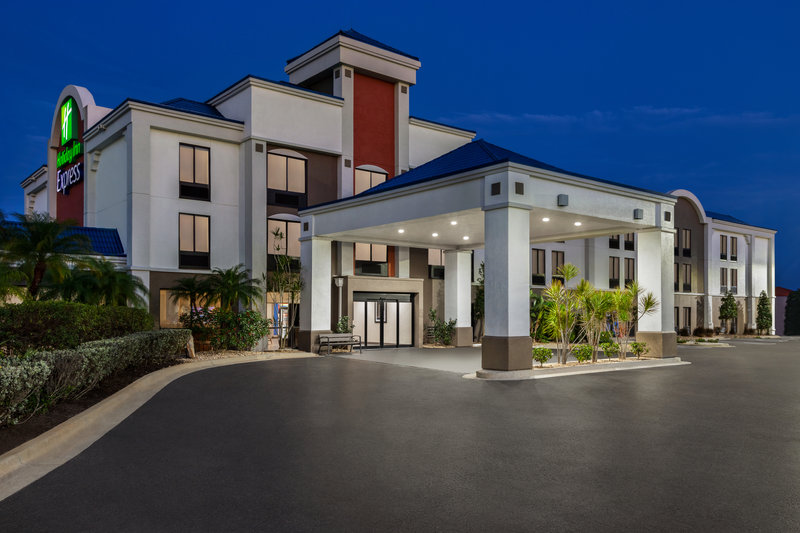 holiday inn express vero beach by ihg