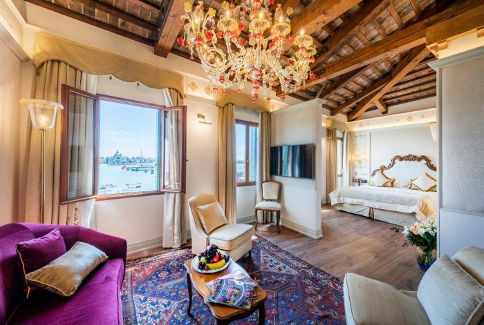 hotel monaco and grand canal