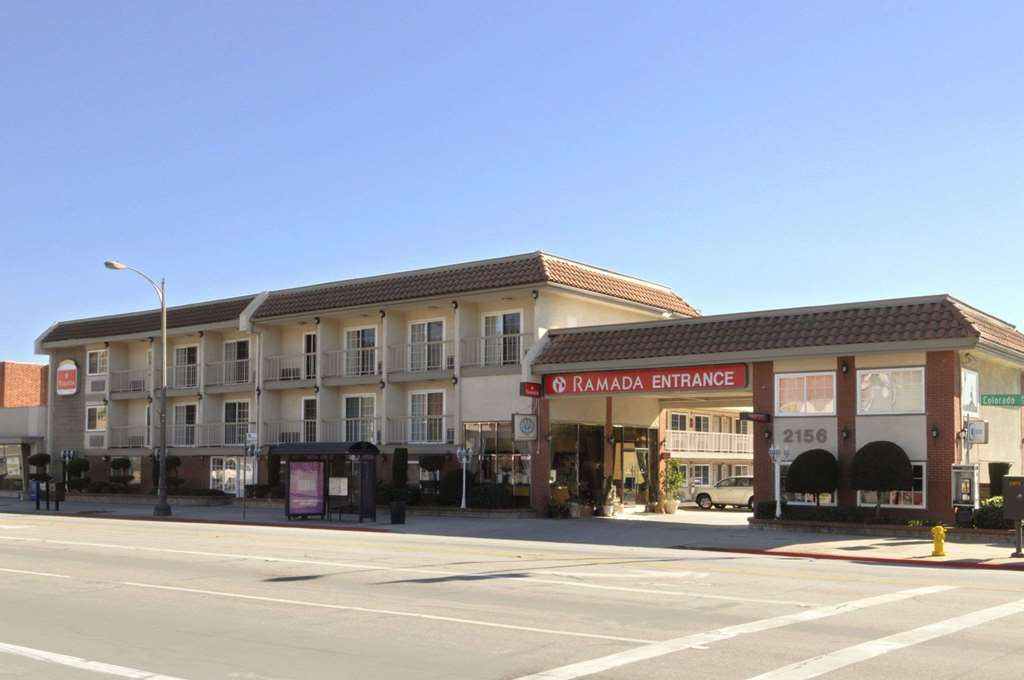 Ramada By Wyndham Pasadena,Los Angeles County>>Los Angeles,2 star