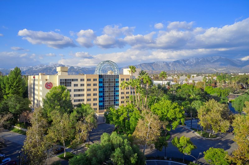 Sheraton Fairplex Suites & Conference Center