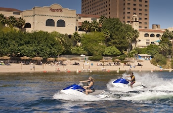 Harrah's Laughlin Beach Resort & Casino,Clark County>>Bullhead City,3.5 star