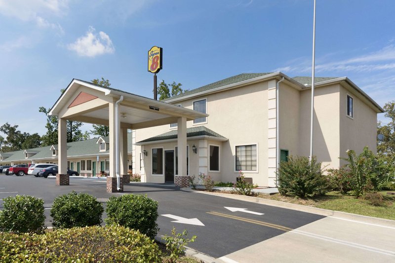 Super 8 By Wyndham Chatsworth/Dalton