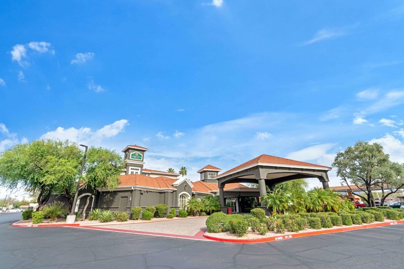 La Quinta Inn & Suites By Wyndham Phoenix Scottsdale