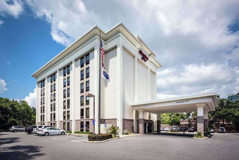 hampton inn tampa international airport westshore