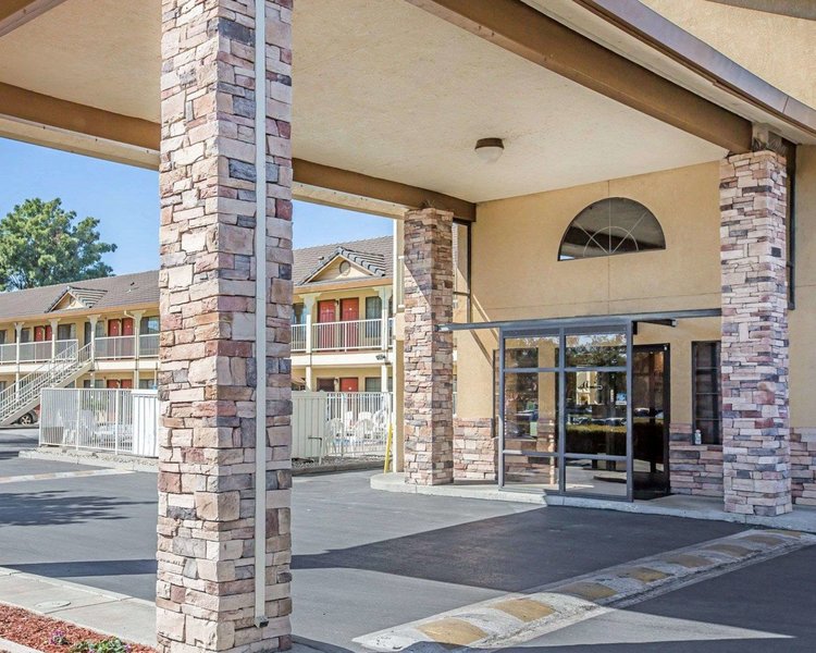 Quality Inn & Suites Woodland - Sacramento Airport,Sacramento>>Davis,2.5 star