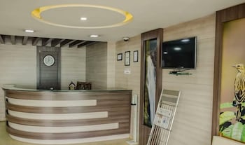 Hotel Preethi Palace,Bombay Kist,3 star