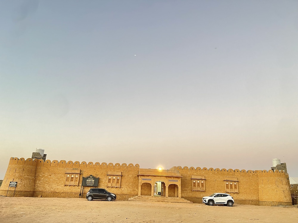 Golden Fort Resort,Khuri,2 star