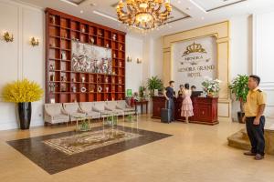 menora grand da nang