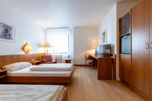 Trip Inn Hotel Airport Russelsheim,Frankfurt Airport>>Frankfurt,3 star