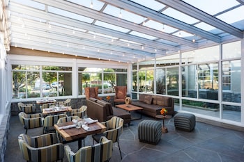 Hotel Indigo Napa Valley By Ihg,Napa>>California,4 star