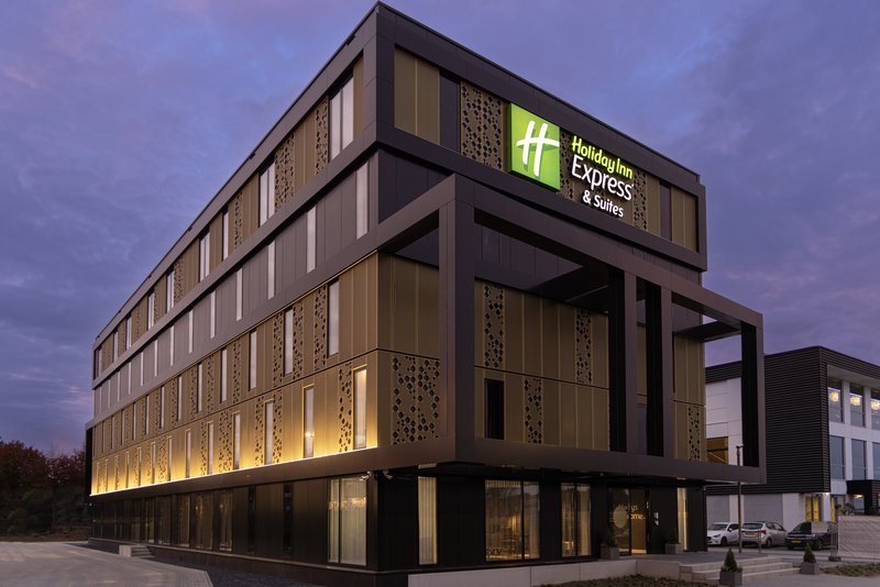 holiday inn express and suites deventer an ihg hotel