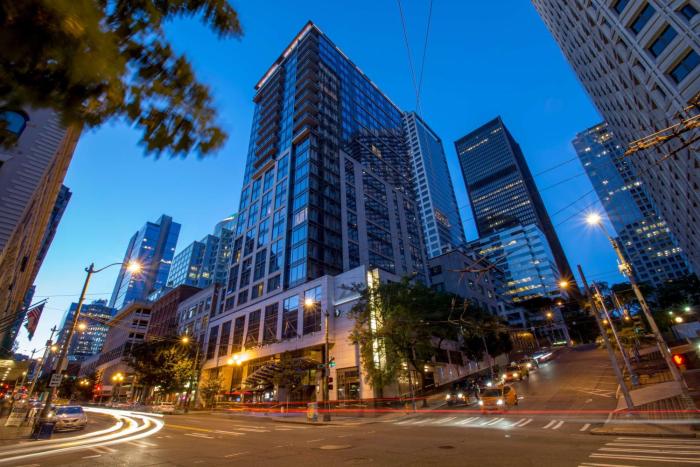 Loews Hotel 1000 Seattle,,4 star