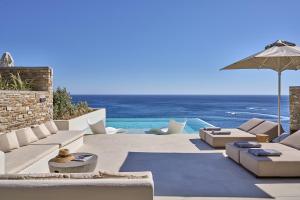 ios grand pool suites