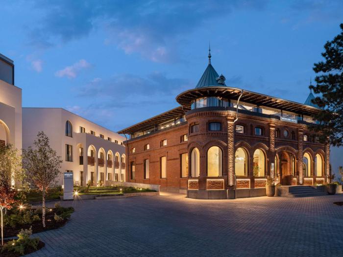 Mercure Conacul Cozieni Resort (Opening November 2022),,4 star