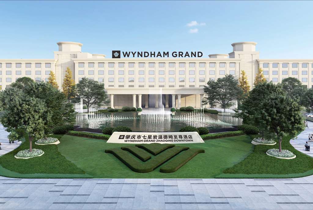 Wyndham Grand Zhaoqing Downtown,,5 star