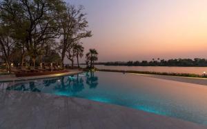 Radisson Blu Mosi-Oa-Tunya Livingstone Resort,,5 star