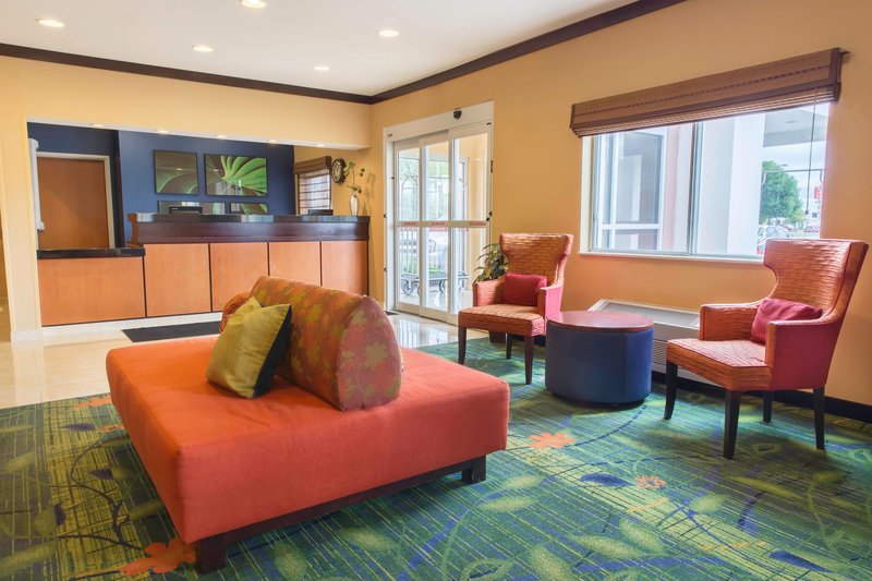 fairfield inn and suites fargo