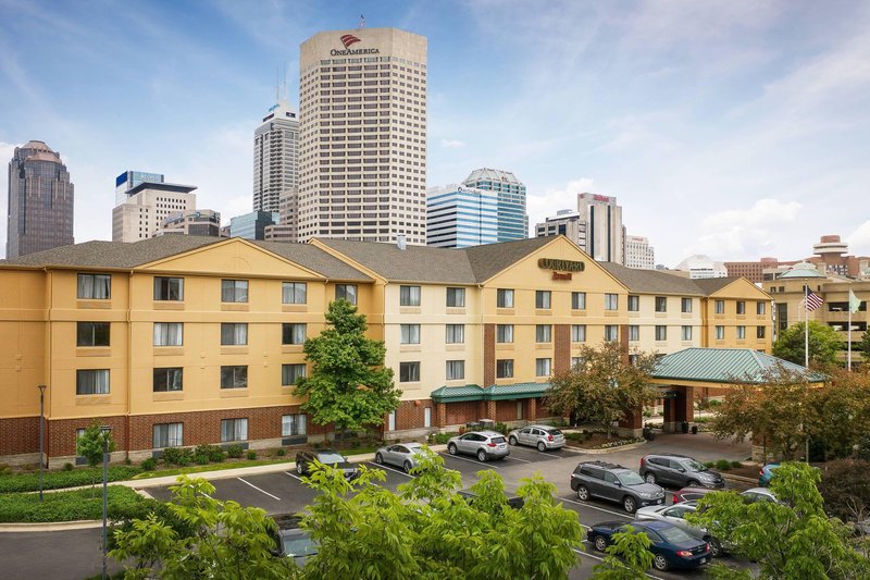 courtyard by marriott indianapolis at the capitol