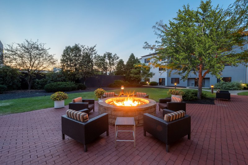 courtyard by marriott columbus airport