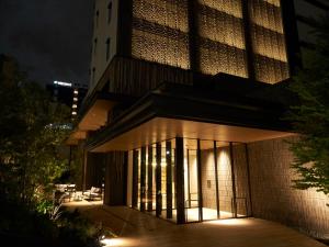 Cross Life Hakata Tenjin,,3 star