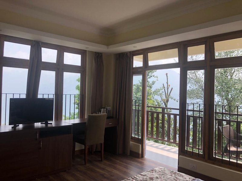 Sinclairs Yangang,Kalimpong>>East Sikkim,3 star