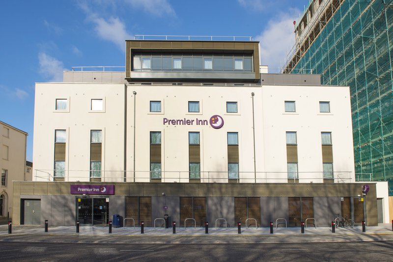 premier inn southampton cumberland place