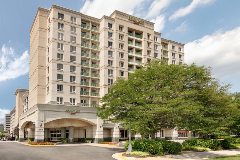 Courtyard By Marriott Tysons Mclean