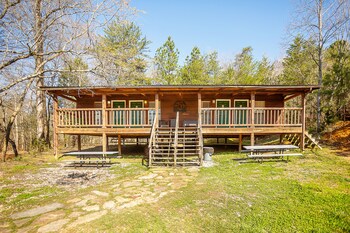 Bigfoot Lodge Room One,,2 star