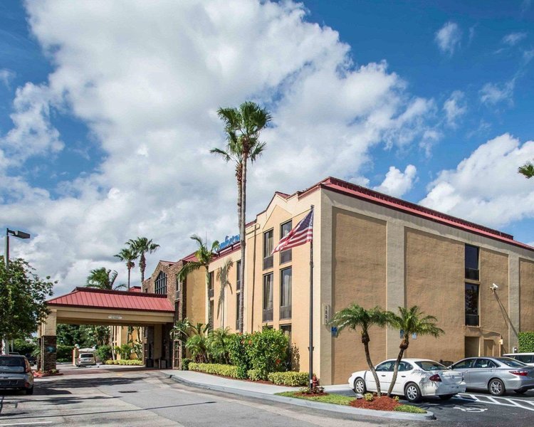 Comfort Inn & Suites Lantana - West Palm Beach South,Lantana>>Lake Worth,3 star