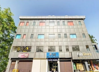 Hotel Mannat,New Delhi>>Delhi,2 star